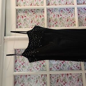 Black satin evening dress Cache 8